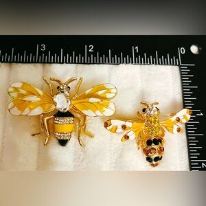Set of 2 Bee Brooches Yellow Enamel Crystal Rhinestone Gold Tone Pins